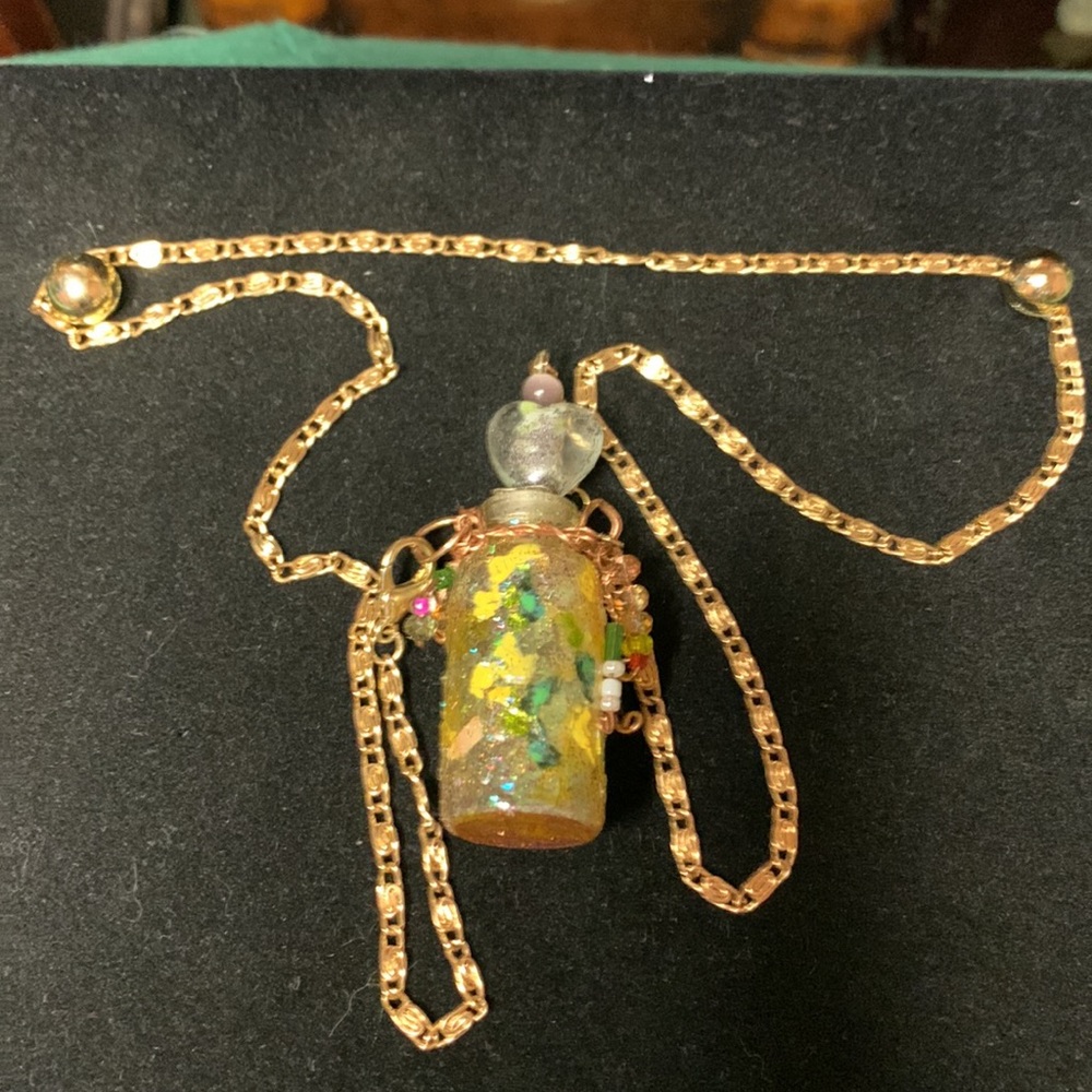 Handpainted bottle - Picture 3 of 9